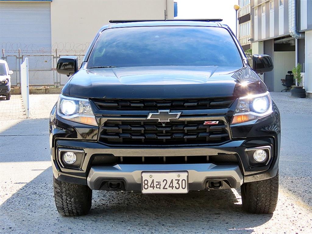Chevrolet Colorado Rieol 3.6L 4WD Z71-X Mideunait