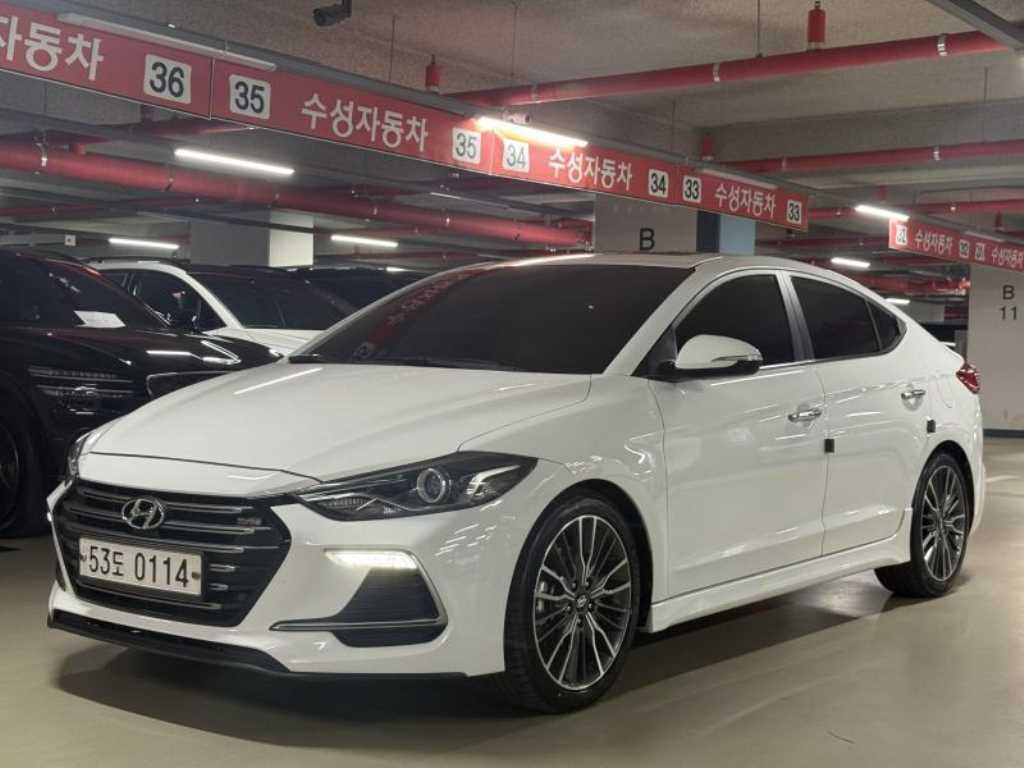 현대 아반떼 1.6 Turbo Sport
